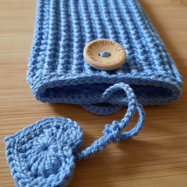 Gehäkelte Smartphonetasche Handysocke hellblau 9x16cm