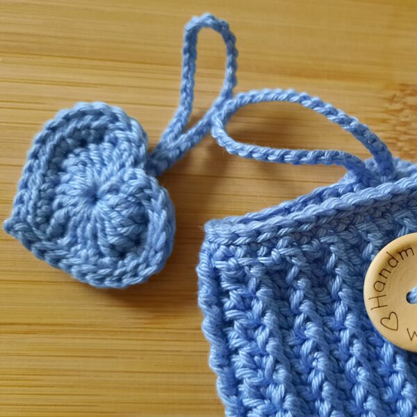 Gehäkelte Smartphonetasche Handysocke hellblau 9x16cm