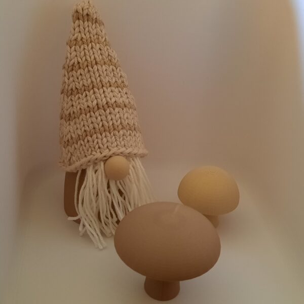20260913_170138 Deko-Set "Wald": Wichtel mit Pilzen braun-beige
