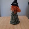 Halloween Hexe zum Hängen oder Stellen (18 cm)