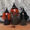 Halloween Hexe zum Hängen oder Stellen (15 cm)