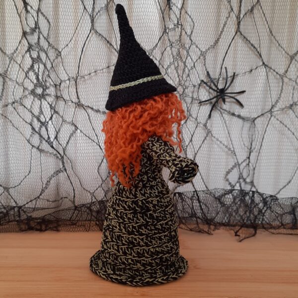 Halloween Hexe zum Hängen oder Stellen (18 cm)