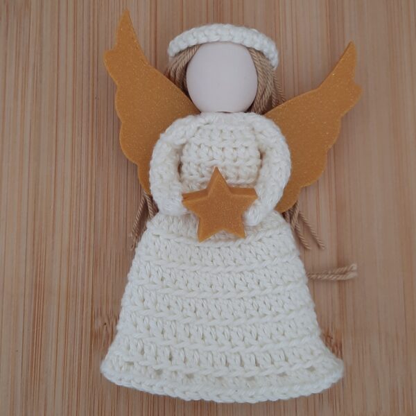 Engel Weihnachtsengel Christkind wollweiß-gold zum Hängen oder Stellen (12 cm)
